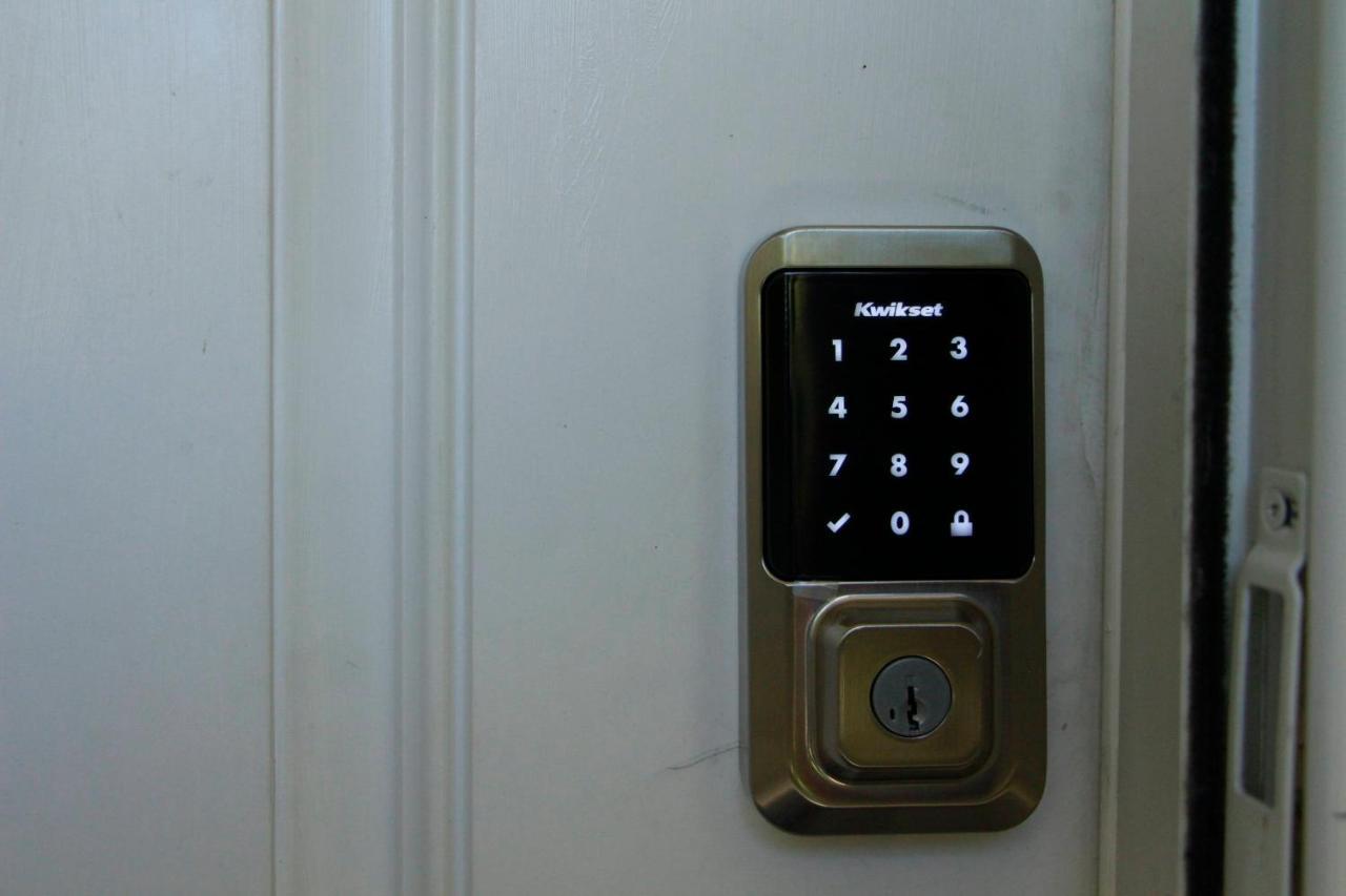 Minutes From Downtown 3Br Stylishhome-Free Parking Роли Экстерьер фото